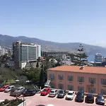 Madeira Group 公寓