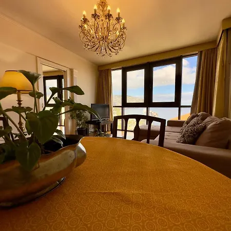 公寓 Madeira Group *