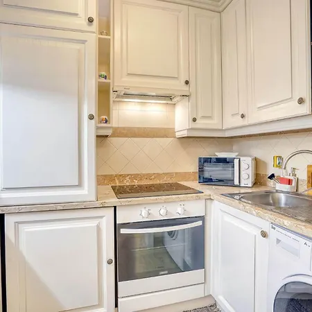 Madeira Group Apartman *