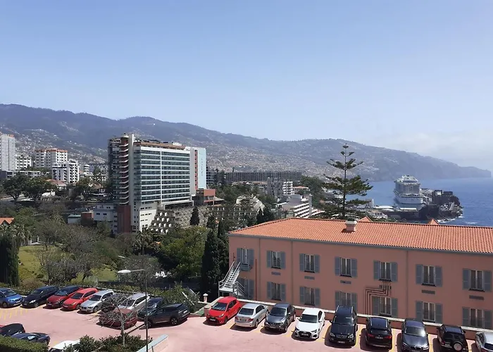 Madeira Group Lägenhet