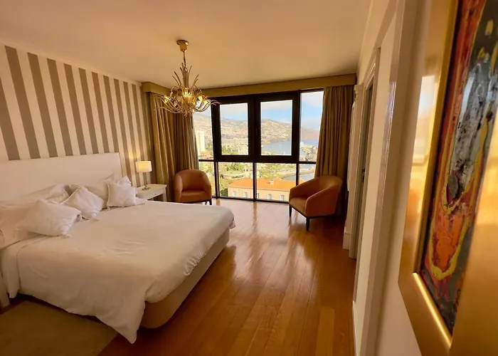 아파트 Madeira Group 푼샬