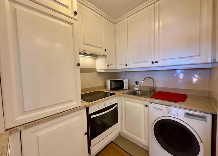 Madeira Group 아파트 푼샬